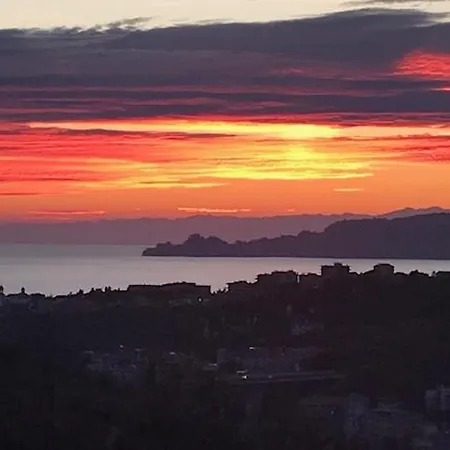 Sunset House